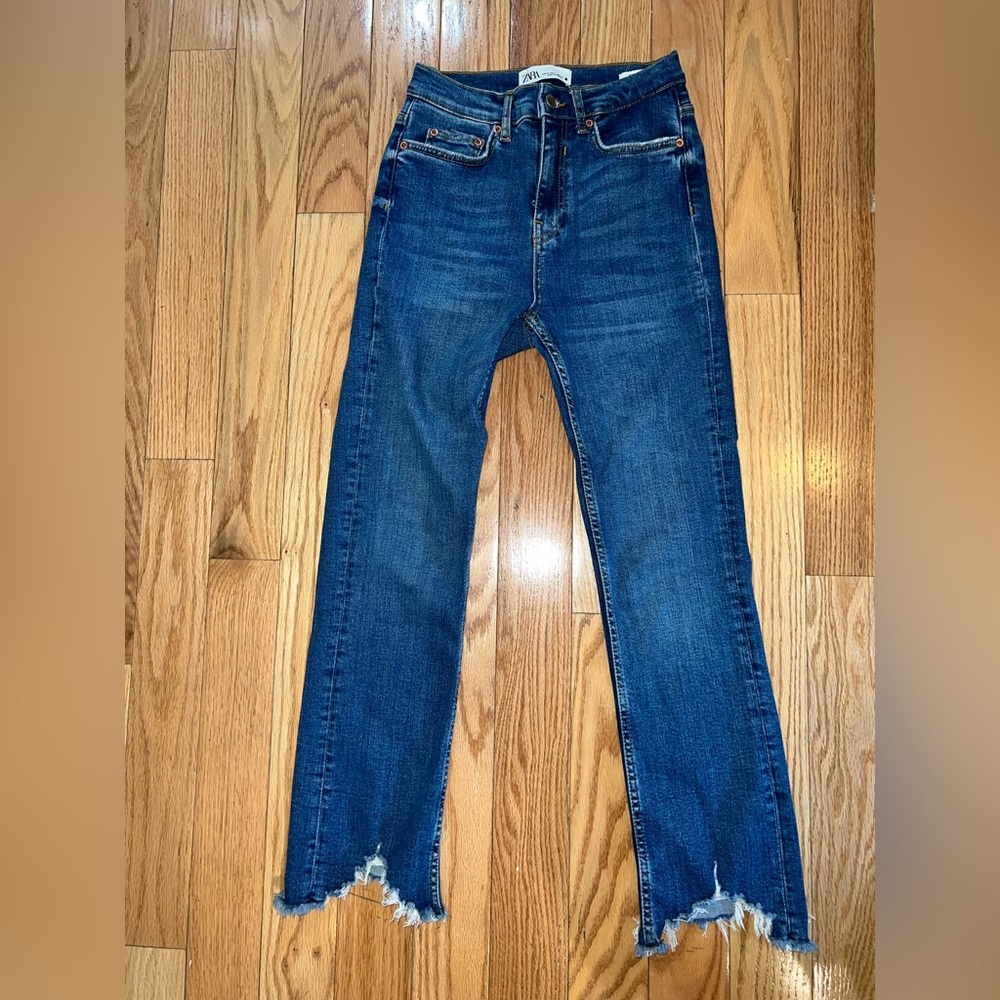 Zara “The Bootcut” Jeans, Size 2, straight leg raw edges